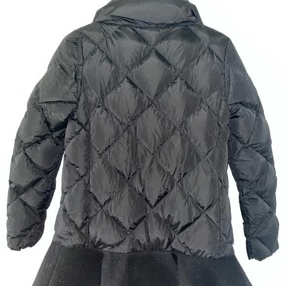 Authentic MONCLER Black Peplum Goose Down
Diamond Quilted Puffer Jacket Size 0 - Picture 5 of 13
